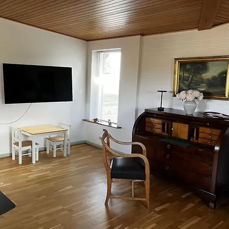 Edithe - 250m From The Sea By Interhome
