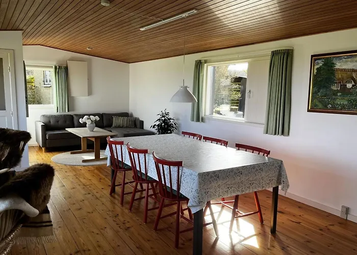 Edithe - 250m From The Sea By Interhome *